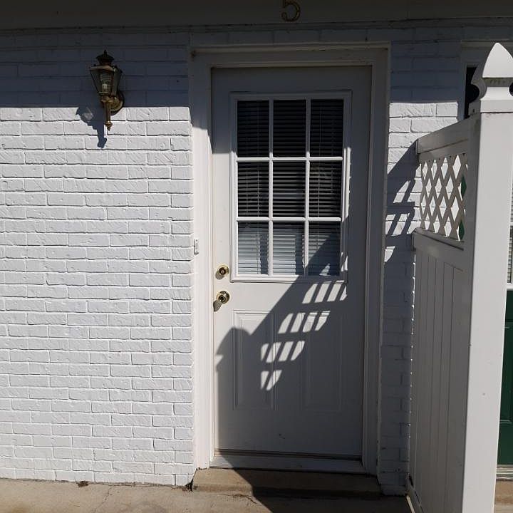 1st image of 158 Miller Dr APT 5