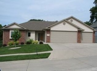 122 Shevi Dr, Council Bluffs, IA 51503