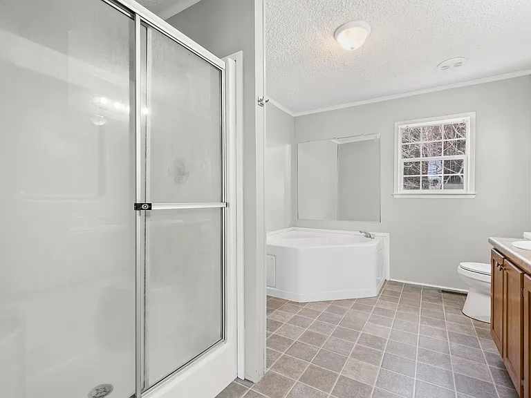 122 Lisas Way — Photo 8