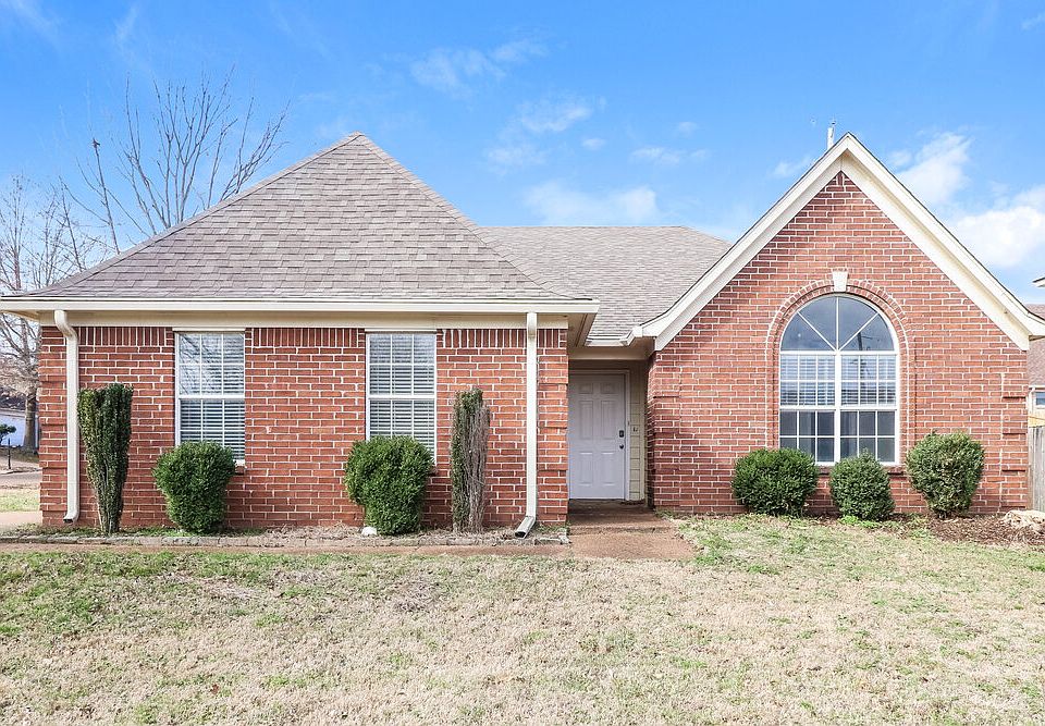 1st image of 995 Scofield Dr