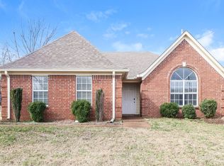 995 Scofield Dr, Cordova, TN 38018
