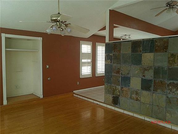 3rd image of 2120 Robert Wynn St