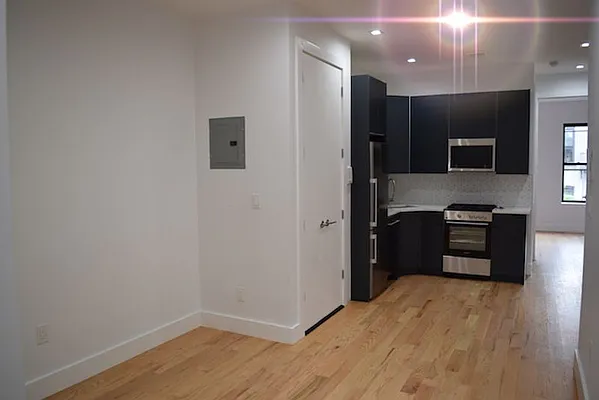 Rented by Brick&Mortar | media 1