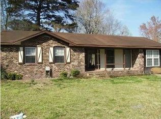 405 Oxford Rd, Ladson, SC 29456