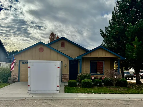 215 E Amalie Dr, Meridian, ID 83642