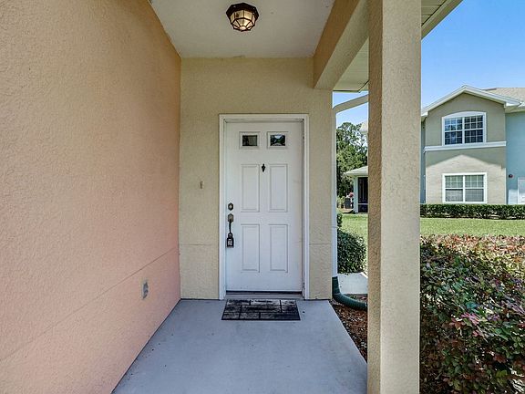 2nd image of 96095 Stoney Dr Unit 2008