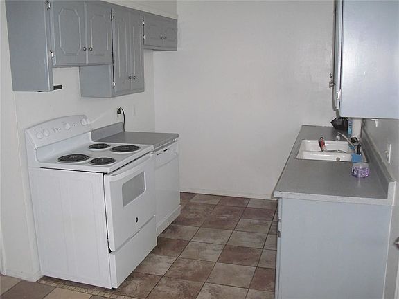 4th image of 1200 Pond Creek Dr