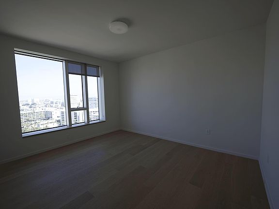 Master Bedroom 1 - Walk In Closet- Private Bathroom