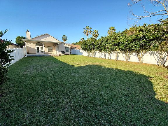 3rd image of 11076 Beckley Pl