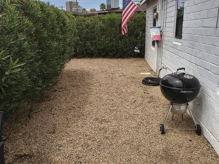 531 E Osborn Rd — Photo 32