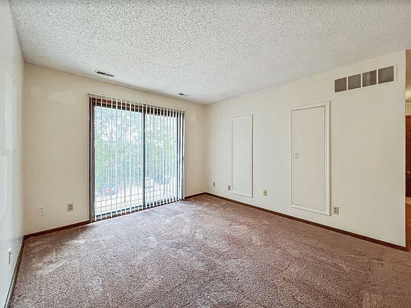 2nd image of 612 S 16th St #988f06dfc
