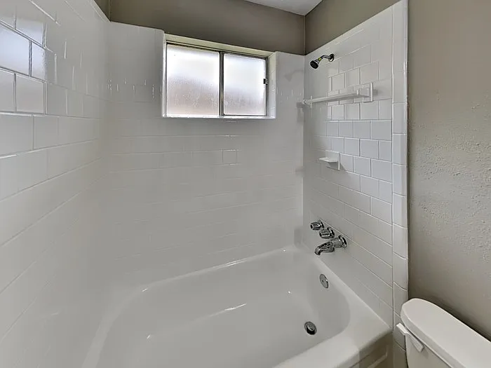24030 Griffin House Ln — Photo 18