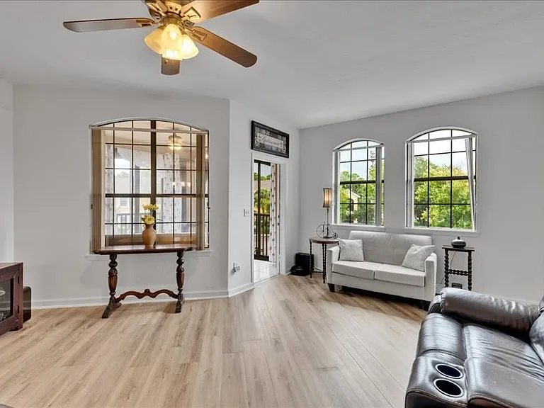 2231 Vista Cove Rd — Photo 16