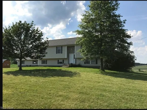 6595 Old Stagecoach Rd, Frazeysburg, OH 43822