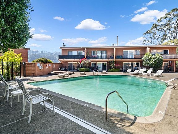 3rd image of 128 Stanford Way
