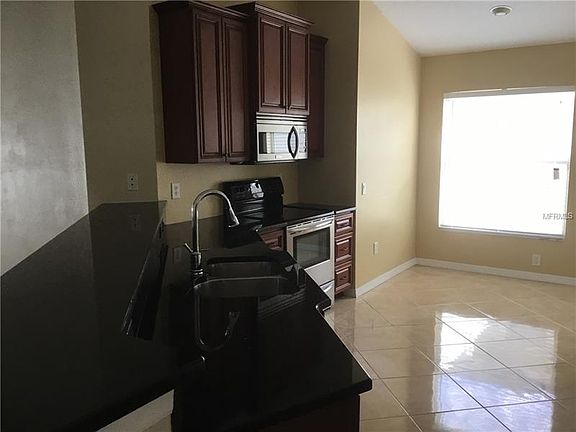 4th image of 3730 Bellewater Blvd