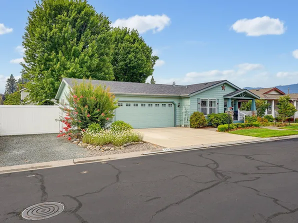 366 Marian Ave #39, Central Point, OR 97502