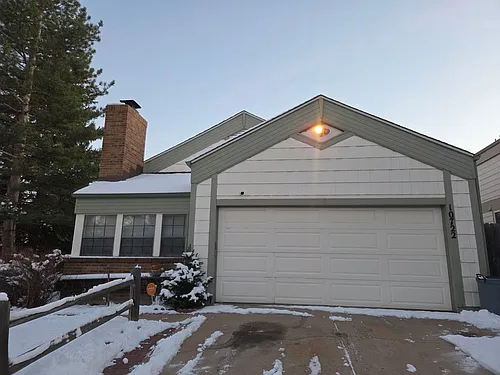 10722 W Berry Ave Photo 1