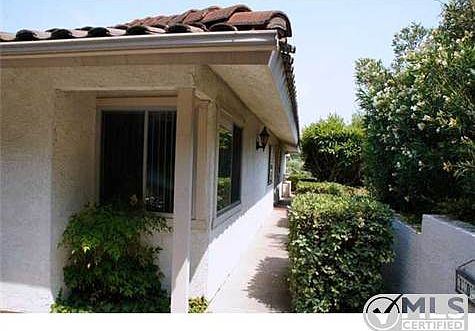 5th image of 1028 La Tierra Dr
