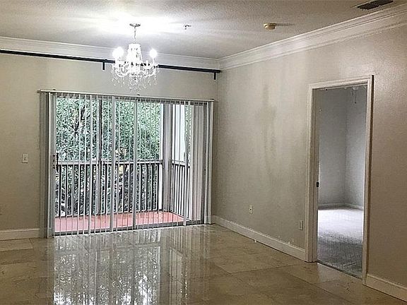 3rd image of 4207 S Dale Mabry Hwy Unit 3305