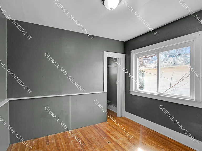 2309 Brown St — Photo 6