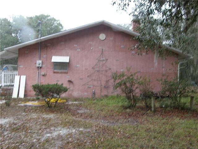 2nd image of 215 Magnolia Rd
