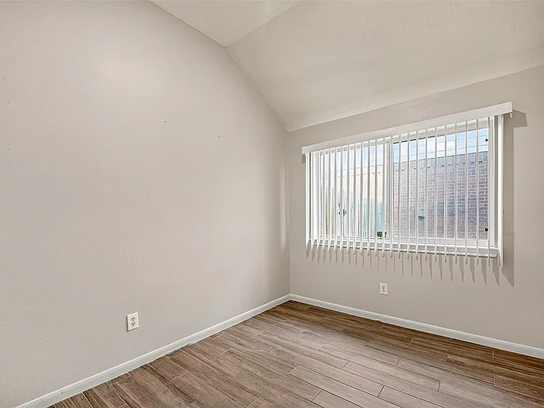 9241 Clearwood Landing Blvd — Photo 10