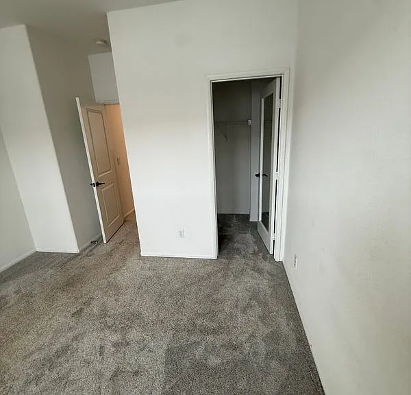 3009 E Pacific Coast Hwy — Photo 34