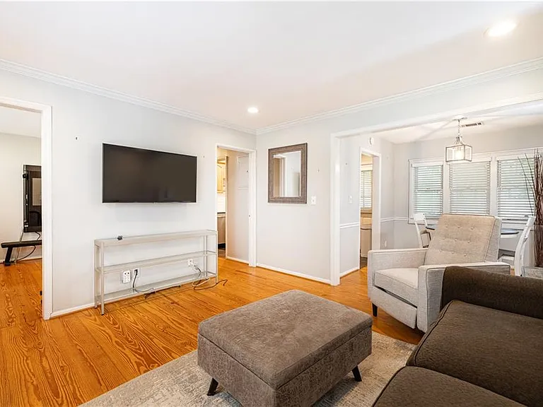 3071 Francine Dr — Photo 5