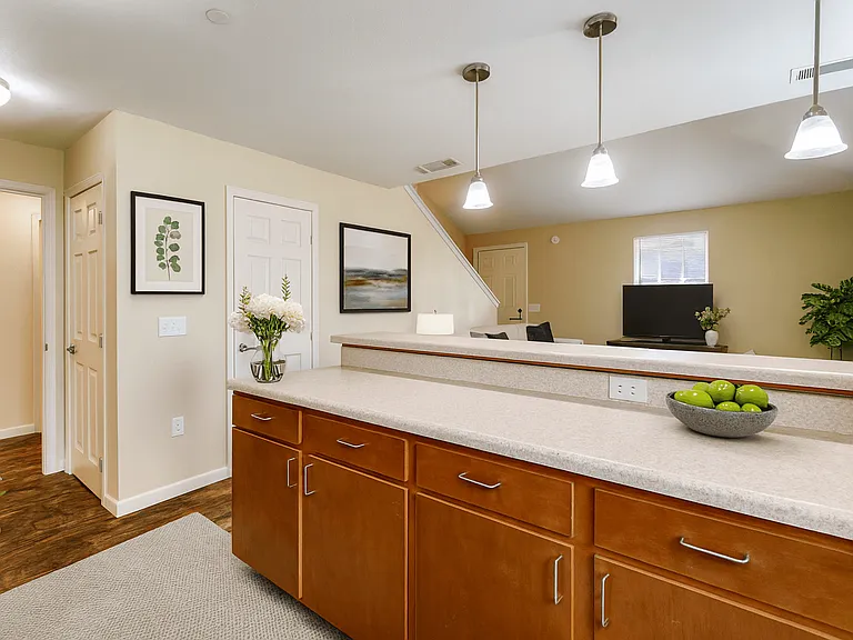 Oak Manor Villas — Photo 6