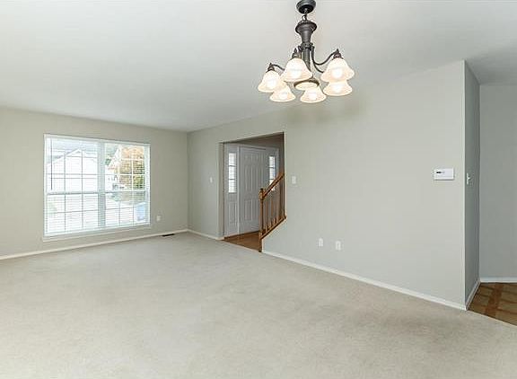 5th image of 322 Westwind Estates Ln
