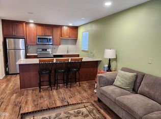 56856 Enterprise Dr #C6, Sunriver, OR 97707