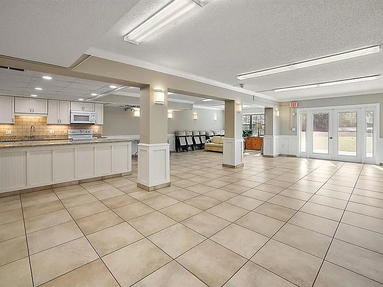 101 N Grandview St #203 — Photo 34