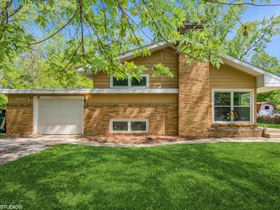880 Marcella Rd, Merrillville, IN, 46410