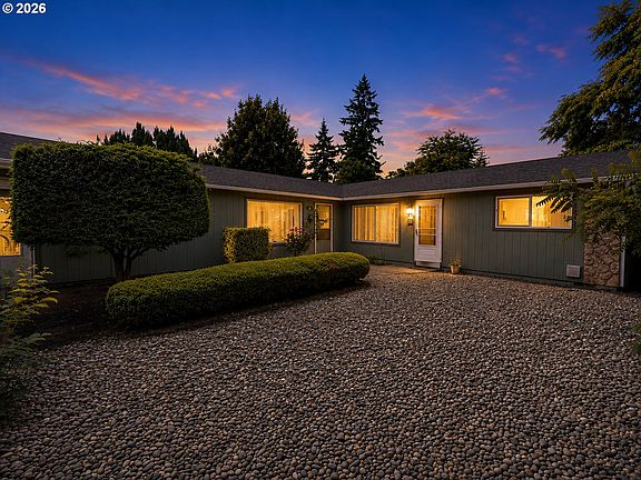 2nd image of 6223 SE 93rd Ave