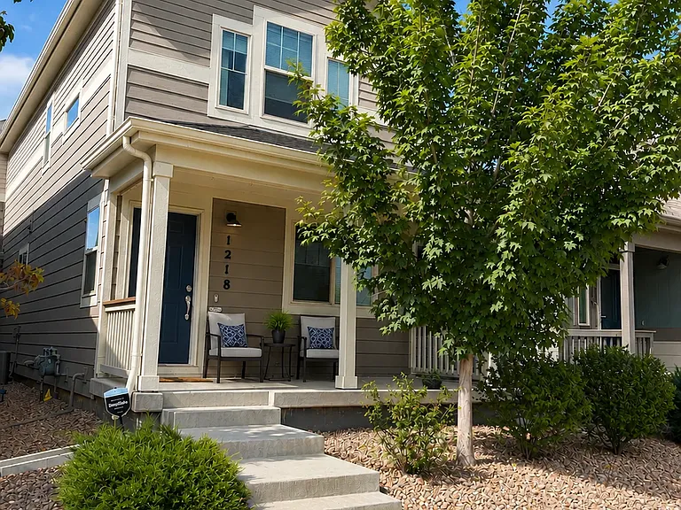 1218 Hummingbird Cir — Photo 1