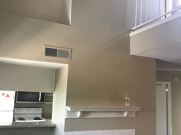2nd image of 209-4316 Swiss Ave #209