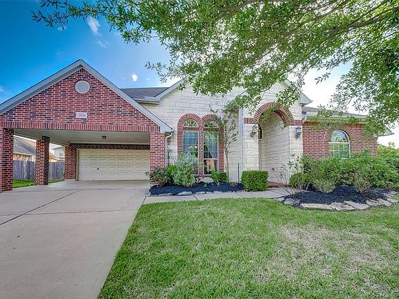 2nd image of 21711 Blackstone Ct