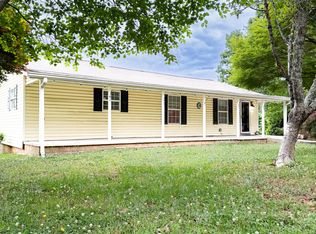 7072 Cantrell Rd, Douglasville, GA 30135