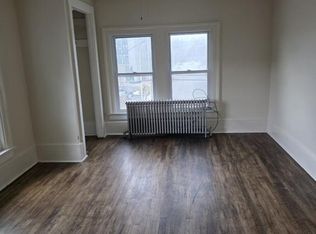 109 Guy Park Ave #2R, Amsterdam, NY 12010