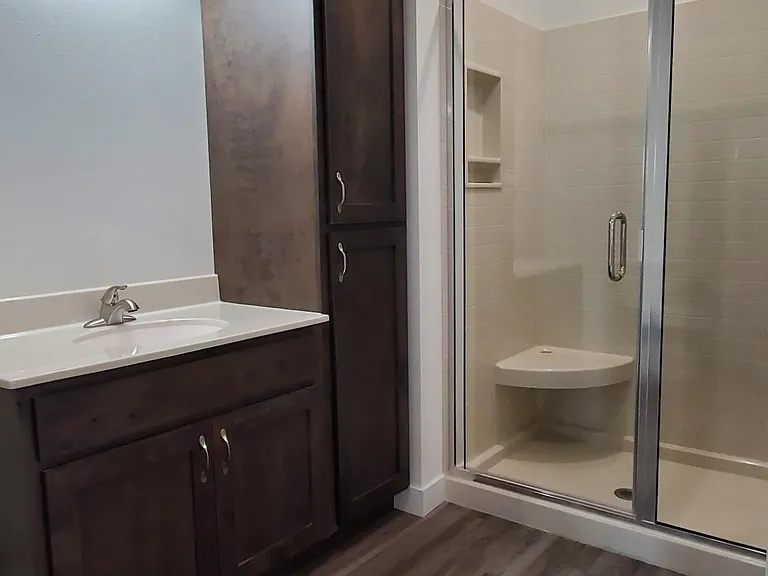 715 Lake Shore Dr NE #203 — Photo 21