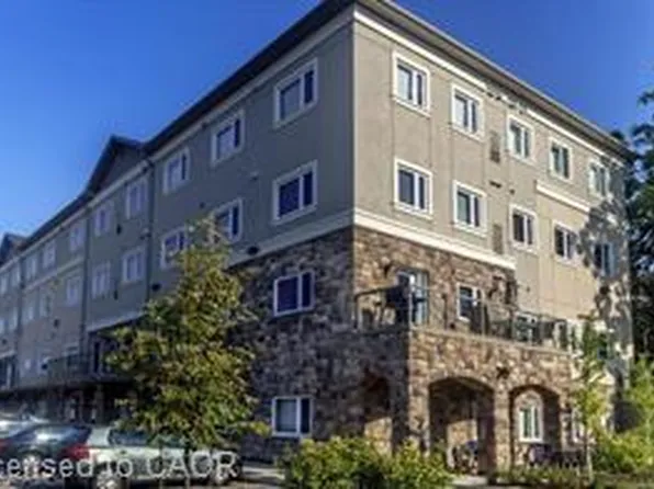 76 Sydney St S Unit 208, Kitchener, ON N2G 3V2