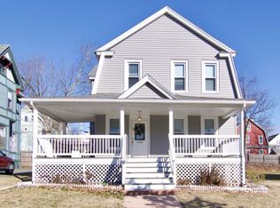 38 Dexter St, Springfield, MA 01105