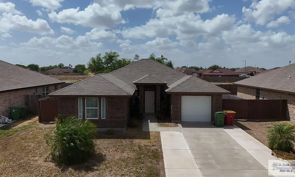 4184 Sabine Ave