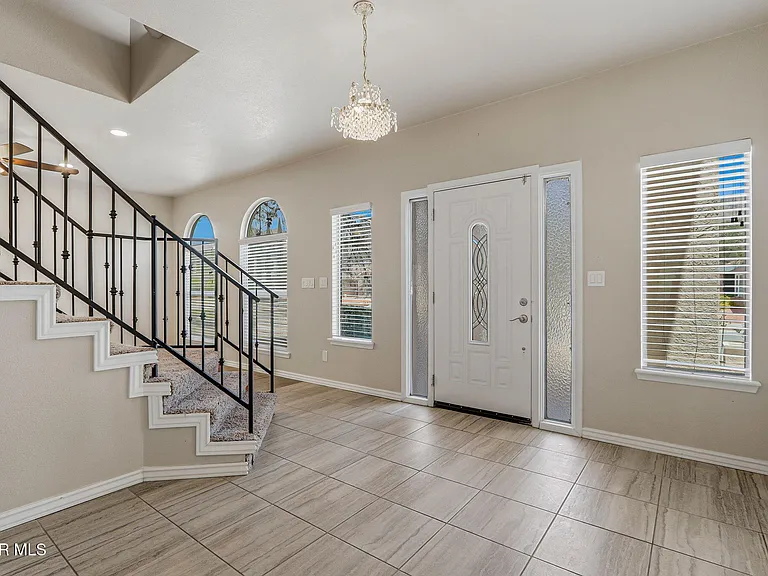 825 Dulce Tierra Dr — Photo 3