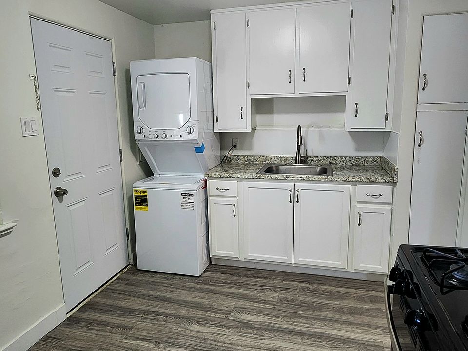 1st image of 1625 Pierce St #3