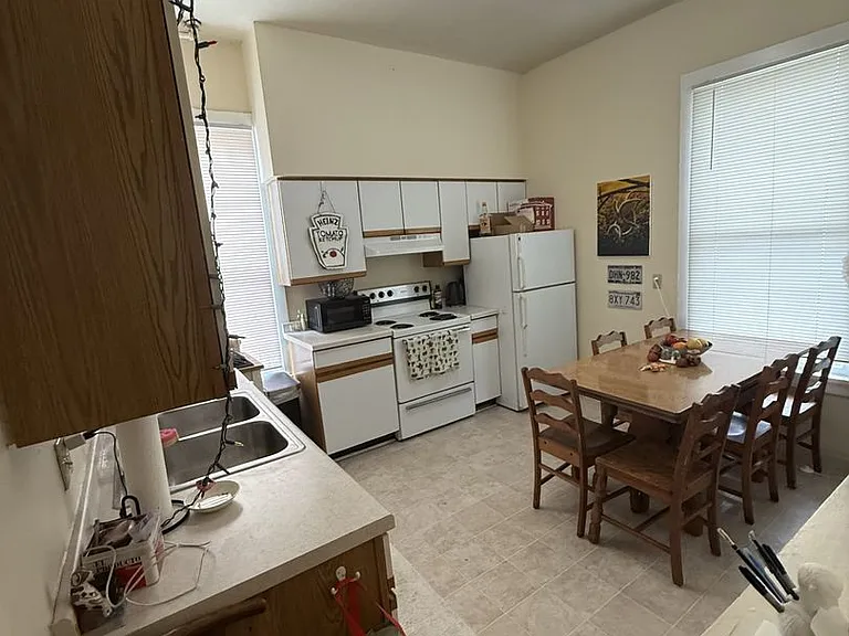 301 N Pinckney St — Photo 7