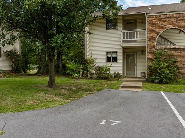 101 Pine Forest Dr APT 17
