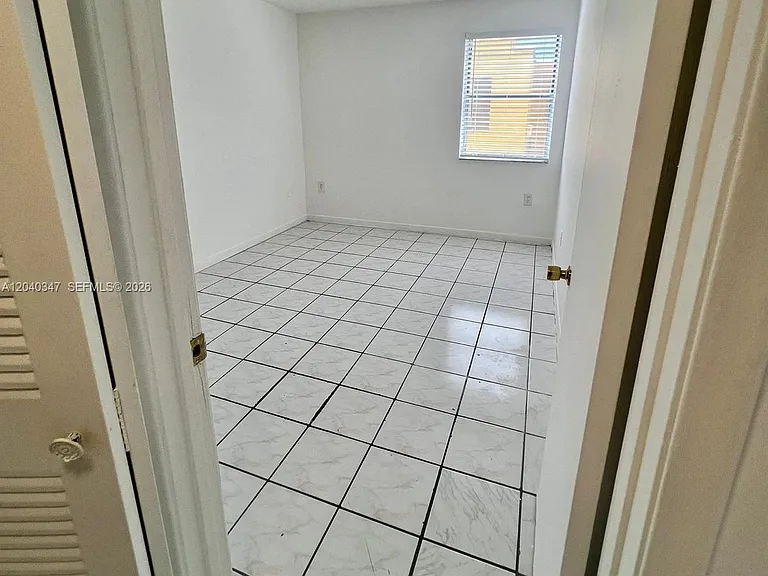 636 NW 114th Ave #103 — Photo 9