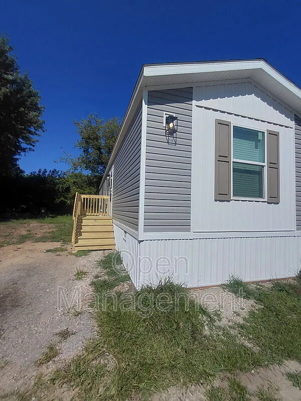 2 bed, 2.0 bath, 960 sqft, $1,125 — Photo 1